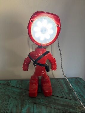 The Lampster Artsy Red Robot Sculpture Lamp Rare & Hard To Find